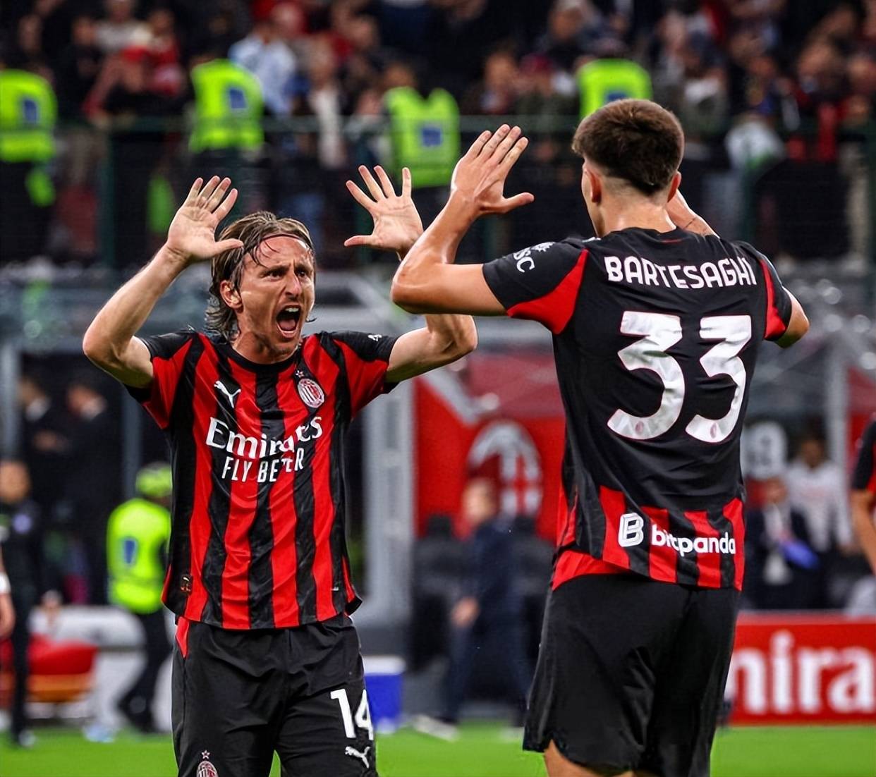 皇马右后卫告急！哈维·阿隆索面临五大选择，巴尔韦德成最佳替身