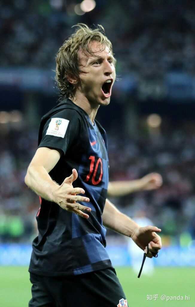 时隔579天复出，原巴萨梯队球员埃德加-耶重新回到球场