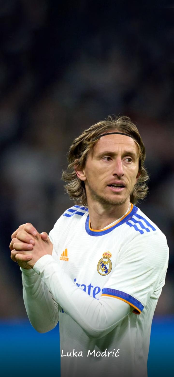 意媒：弗拉霍维奇在国家队中出现肌肉不适，但伤情不重