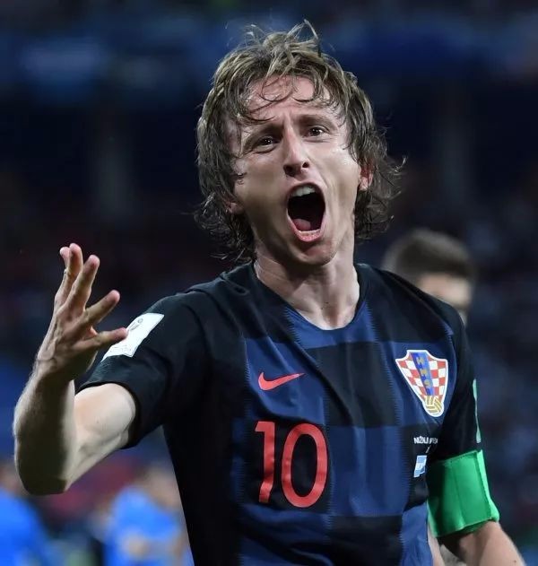 阿斯顿维拉 vs. 阿森纳：乌奈·埃梅里能再次智胜米克尔·阿尔特塔吗？