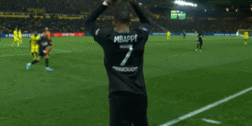 下半场还有机会吗？杨瀚森半场2中0得0分4犯规